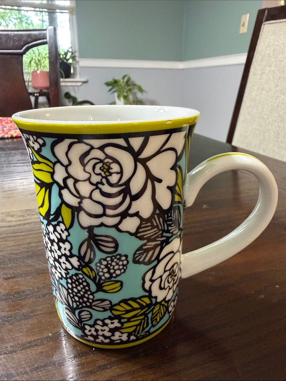 Vera Bradley “Island Blooms” Porcelain 8 oz Coffee/Tea Mug-Retired Patrern